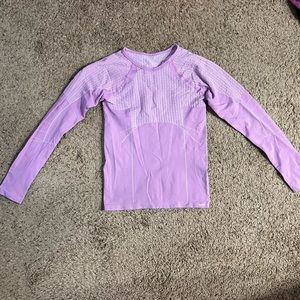 Nike Women’s Sphere Dry Long-Sleeved Shirt- Excellent Condition!
